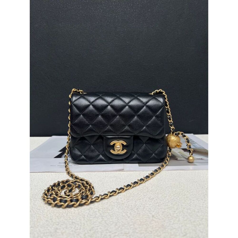 Chanel Women Pre-Loved Bag Very Good Condition